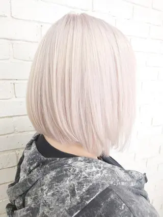 カラー ショート 艶髪✨ブリーチ職人 井手正康のヘアスタイル