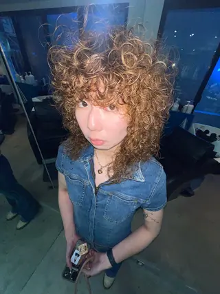 ロング カラー パーマ スパイラルパーマ 🌐hina⭐️のヘアスタイル