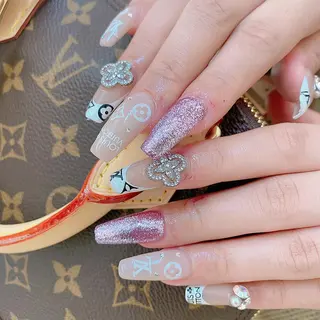 ネイル RiLion💗 Risa🦋💜のネイルデザイン