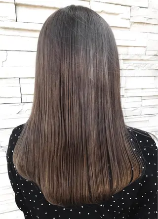 ロング カラー 透明感カラーブリーチ 🌼シゲモトアヤ🌼のヘアスタイル