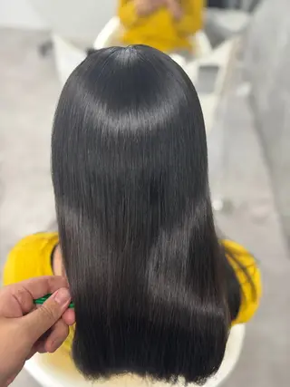 ロング door white hideのヘアスタイル