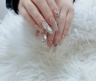 ネイル ESPOIR Nのネイルデザイン