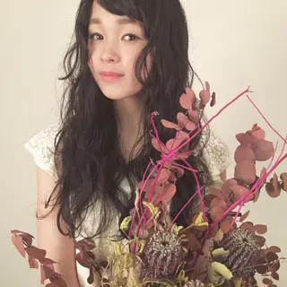 ロング パーマ toiro by lien hair atelier所属・池田 真由美のヘアスタイル