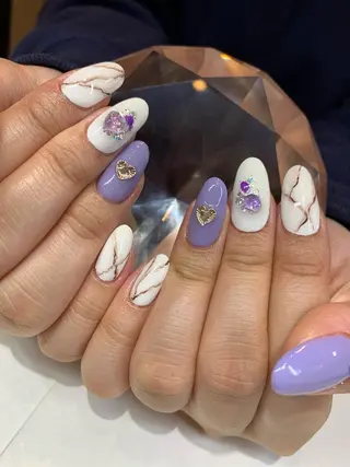 ロング glow_ nailのネイルデザイン