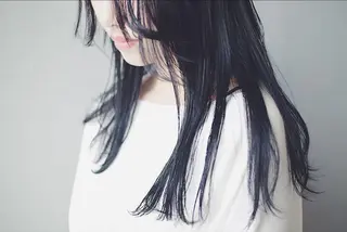 セミロング カラー ハイトーンカラー RYUのヘアスタイル