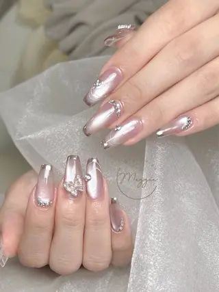 ネイル Maggie Nail🦩のネイルデザイン