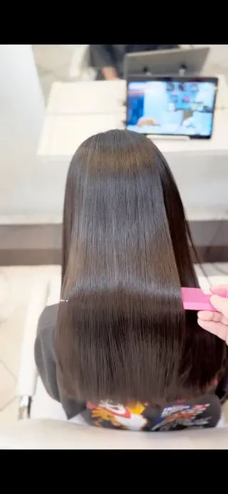 ロング 🎀透明感カラー特化 清水星花🎀のヘアスタイル