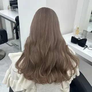 カラー ユイ☆ハイトーン ☆ブリーチデザインのヘアスタイル