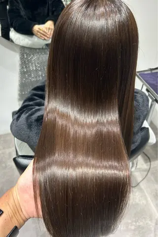 ロング カラー 藤田 .のヘアスタイル