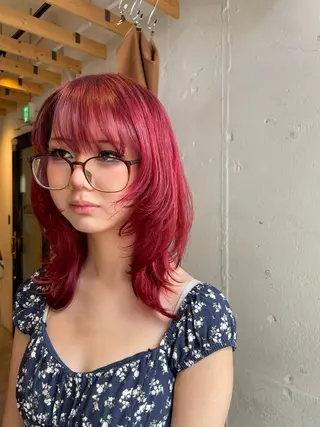 セミロング カラー EIGHT　最所 瑞稀のヘアスタイル