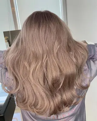 セミロング カラー ヘアアレンジ ネイル マツエク・マツパ 髪質改善land千葉所属・阿部 圭悟のヘアスタイル