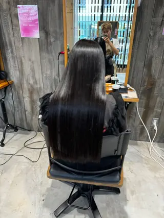 ロング 三好 祐希のヘアスタイル