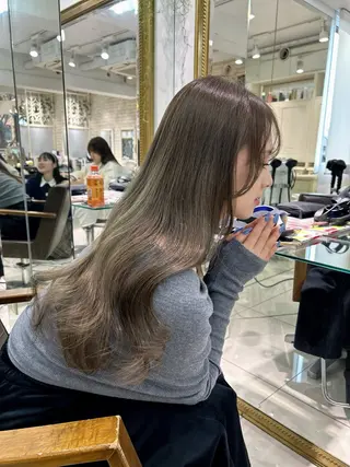 ロング 🩶透明感カラー/ うる艶/nanakoのヘアスタイル