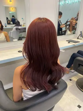 セミロング カラー 透明感トレンドヘア 🎀なるみ🎀のヘアスタイル