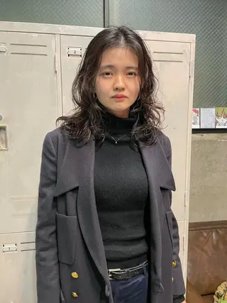 ミディアム パーマ パーマ/レイヤー 岩山丈一郎のヘアスタイル