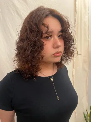 カラー カラー特化美容師 オレンジカラーのヘアスタイル