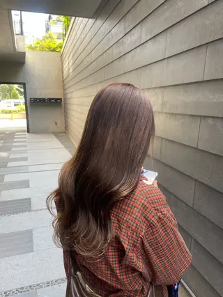 ロング カラー 愛莉/ラベンダー/ ベージュ/ブラウンのヘアスタイル