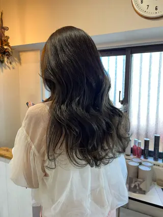 ロング カラー 下石怜子/レイヤー/ 透明感カラーのヘアスタイル