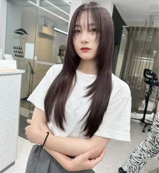 ロング 京都レイヤーカット/ 縮毛矯正/羽柴りくのマツエク・マツパデザイン