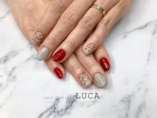 ネイル ネイルアトリエルカ スタッフのネイルデザイン