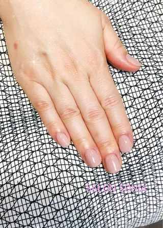 ネイル 小顔・毛穴・たるみ ネイル　似内真樹のエステ・リラクイメージ