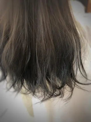 ロング カラー ナカタケ ユウのヘアスタイル
