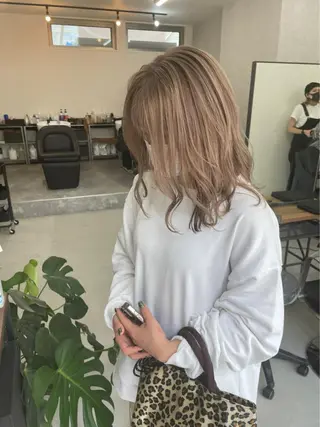 ミディアム カラー パーマ ヘアアレンジ メンズ キッズ ネイル マツエク・マツパ アイブロウ Eirデザイナーズ サロン茶屋町tomoのヘアスタイル