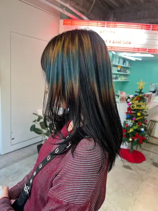 セミロング 💥ウルフカット デザインあんな💥のヘアスタイル