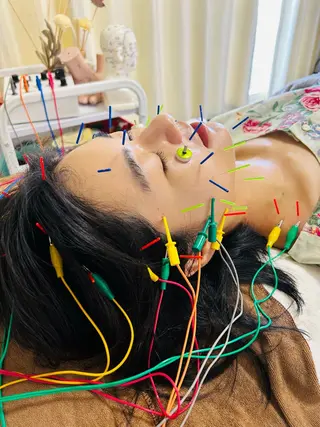 美容鍼灸サロン mahoroba院長のエステ・リラクイメージ