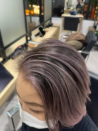 ショート カラー FOLK所属・白髪ぼかしハイライト バレイヤージュヤマトのヘアスタイル