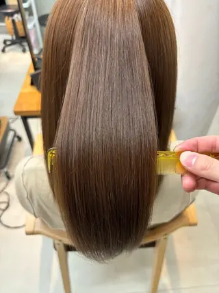 ロング 艶髪ストレート/ 理美容師/ショウキのヘアスタイル