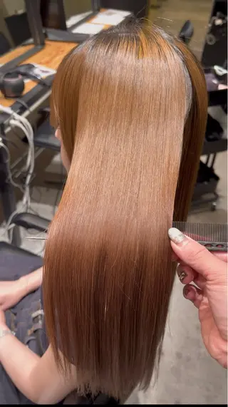 ロング カワタ リュウセイのヘアスタイル