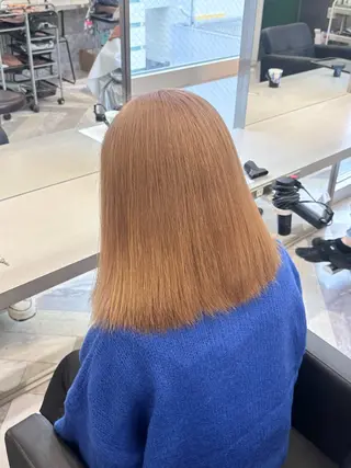 ミディアム カラー EIGHT ／SHU🩶のヘアスタイル