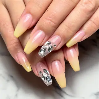 ネイル Sunny Bunnのネイルデザイン