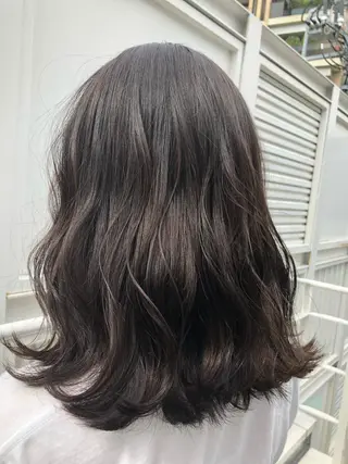セミロング カラー 遠藤 眞実のヘアスタイル