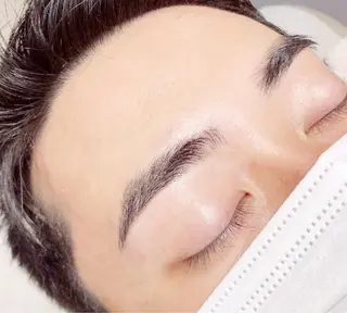メンズ 𝑹𝒆𝒏𝒂 ｱｲﾘｽﾄ‪⪩⪨꙳⋆の眉毛・アイブロウイメージ