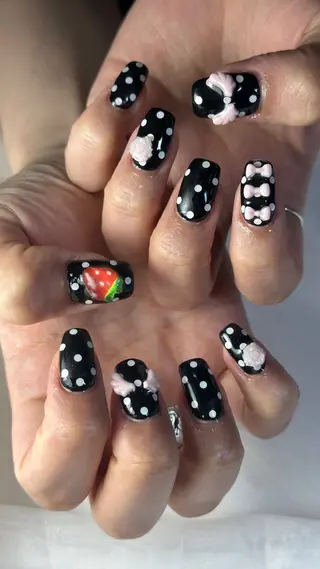 ネイル うにゃねいる🌷 Mayaのネイルデザイン