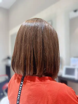 ミディアム カラー 浦中 真鈴のヘアスタイル