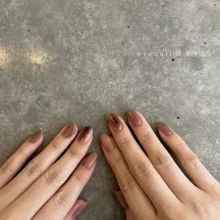 ネイル SHIORI 🤍のネイルデザイン