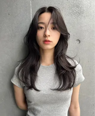 セミロング カラー 渋谷/駅近/徒歩4分 /生田レイのヘアスタイル