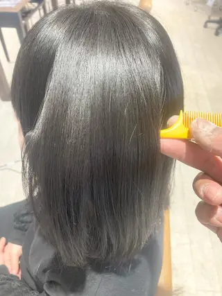 ミディアム パーマ ヘアデザインシュシュ所属・斉藤 三千夫のヘアスタイル