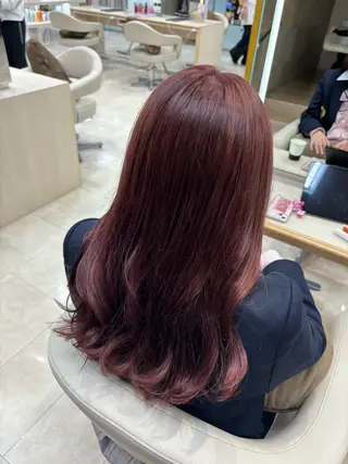 カラー kenje luscaのヘアスタイル