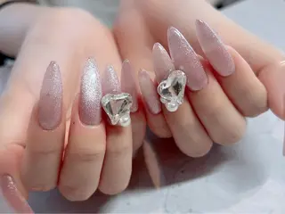 ネイル Revia所属・Revia おおだちあやなのネイルデザイン