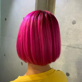 ショート カラー 及川シゲル 髪質改善講師のヘアスタイル