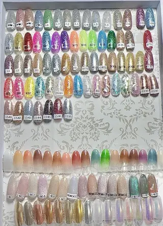 ネイル folche博多💅 ⭐️💄古閑🎀🦋のネイルデザイン
