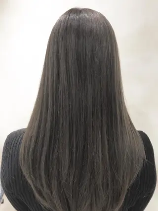 ロング カラー ゆうつ やすひとのヘアスタイル