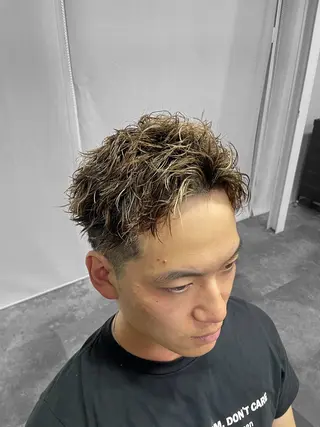 ショート カラー パーマ メンズ CIEN Blue MENZ SALON所属・平井 芳琉のヘアスタイル