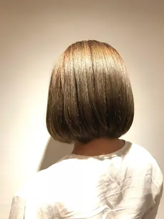 ミディアム カラー BIANCO北堀江 AKANEのヘアスタイル