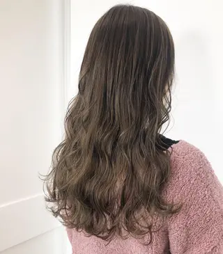 ロング カラー sano sayakaのヘアスタイル