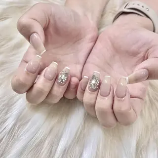 ネイル momo 京橋のネイルデザイン